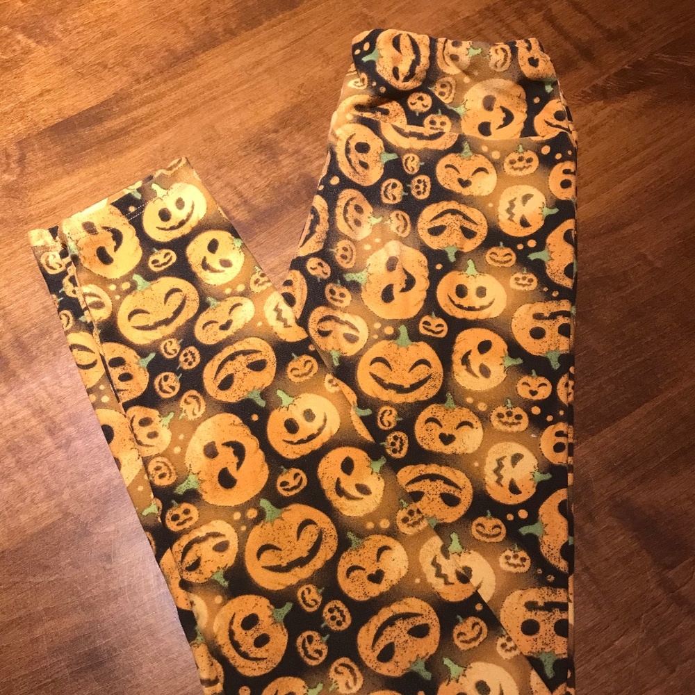 EUC - Halloween Pumpkin Tween LuLaRoe